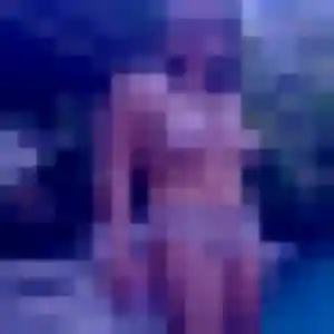 Photo de Mégane à Alix (25 ans) - plan cul gratuit