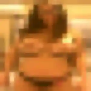 Rencontre Gladys, 35 ans à Ambrières-les-Vallées en privé