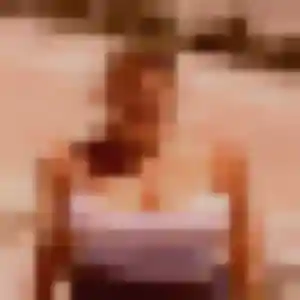 Djeneba, 23 ans, cherche un plan cul à Andé