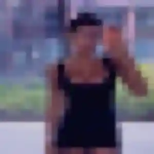 Photo de Soraya à Anglade (28 ans) - plan cul discret