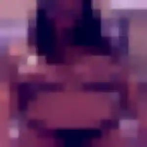 Perrine, 32 ans, en ligne à Aniane pour un plan cul