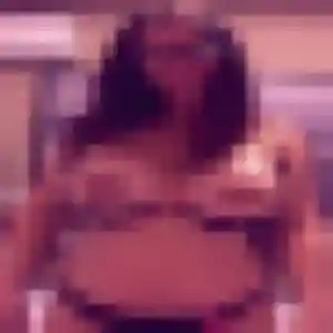 Malaika, 39 ans, connectée à Arc-et-Senans pour une rencontre coquine