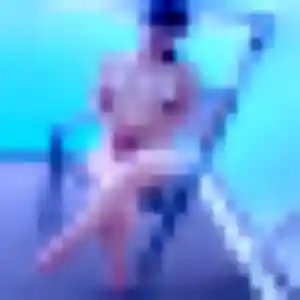Déborah, 22 ans, connectée à Arc-lès-Gray pour une rencontre coquine