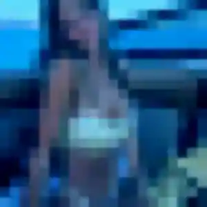 Tatiana de Arcangues, 41 ans - plan cul discret