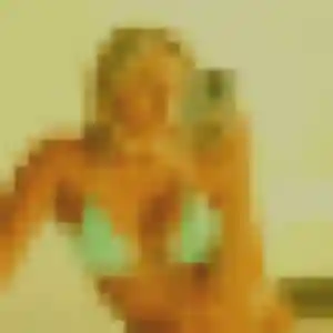 Charmante Nadia, 23 ans à Arcey - voir sa photo
