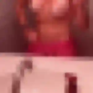 Abibatou, 43 ans, connectée à Arthez-de-Béarn pour une rencontre coquine