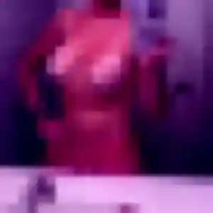 Belle Antoinette, 28 ans à Artix - la contacter