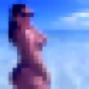 Malaika, 23 ans, connectée à Auch pour une rencontre coquine