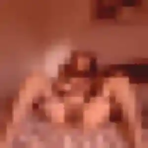 Carine, 25 ans, disponible à Autouillet pour un plan cul