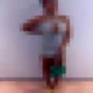 Photo de Kadiatou à Auxon (32 ans) - plan cul sans inscription