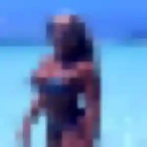Malaika, 34 ans, disponible à Avensan pour un plan cul