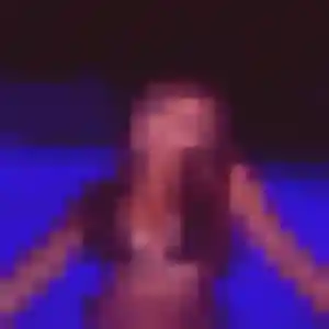 Contacte Ophélie, 22 ans à Baguer-Morvan en privé