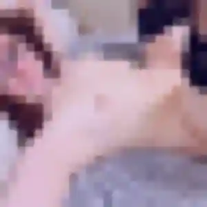 Noëlla, 30 ans, connectée à Ballainvilliers pour une rencontre coquine
