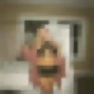 Dorothée, 23 ans, disponible à Bandol pour un plan cul