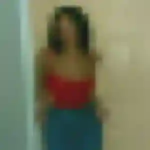 Samira, 26 ans, en ligne à Banvou pour un plan cul