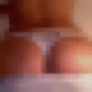 Photo de Dienaba à Bellegarde-Poussieu (28 ans) - plan cul gratuit