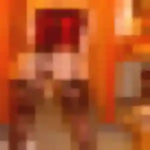 Rejoins Nyambura, 32 ans à Berre-les-Alpes en privé