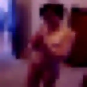 Wanjiku, 34 ans, connectée à Bersac-sur-Rivalier pour une rencontre coquine