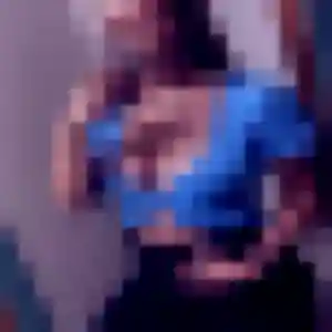 Charmante Lucinda, 34 ans à Besançon - voir sa photo