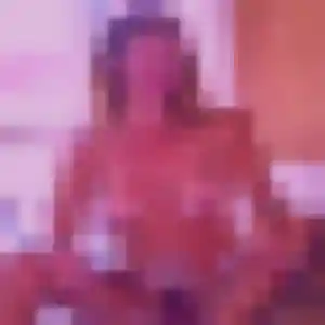 Fatoumata, fille de 22 ans propose plan cul à Betton