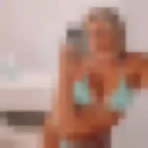 Adélaïde, 32 ans, cherche un plan cul à Bois-Jérôme-Saint-Ouen