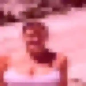 Charmante Neema, 26 ans à Bondues - voir sa photo