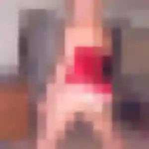 Photo de Noëlla à Bonson (29 ans) - plan cul discret