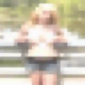 Yawa, femme de 24 ans cherche plan cul à Bougé-Chambalud