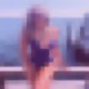 Claudine, 35 ans, en ligne à Boult pour une rencontre coquine