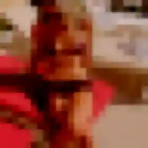Lola, 28 ans, connectée à Boulzicourt pour un plan cul