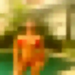 Akinyi, femme de 23 ans propose plan cul à Bourret