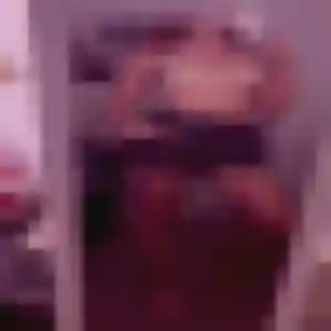Afia, fille de 38 ans veut plan cul à Bout-du-Pont-de-Larn