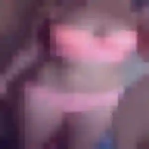Photo sexy de Axelle, 22 ans à Bouvines - plan discret