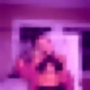 Dorothée, 23 ans, connectée à Breilly pour une rencontre coquine