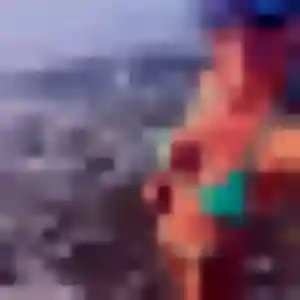 Photo privée de Mériem, 30 ans à Breuillet - rencontre coquine