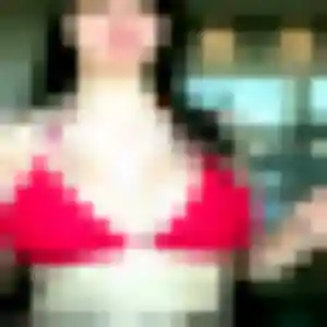 Yetunde, 22 ans, en ligne à Brissy-Hamégicourt pour un plan cul