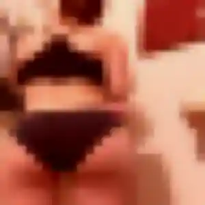 Sandy (42 ans) à Broons propose une rencontre rapidement