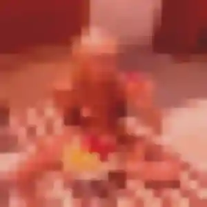 Contacte Ebele, 27 ans à Buironfosse en privé