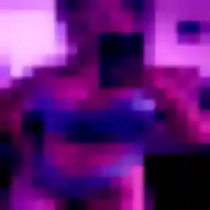 Photo sexy de Ehui, 39 ans à Bullion - plan discret