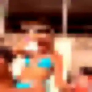 Latifa, fille de 27 ans cherche plan cul à Burbure