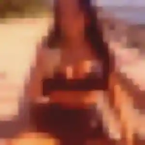 Charmante Malika, 24 ans à Butten - découvrir son profil