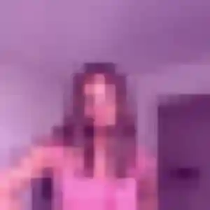Charmante Véronique, 32 ans à Buxières-les-Mines - voir sa photo