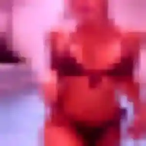 Dieynaba, femme de 41 ans propose plan cul à Campan