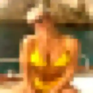 Gisèle, 45 ans, en ligne à Camphin-en-Carembault pour une rencontre coquine