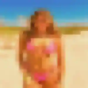 Diarra, 28 ans, connectée à Campsas pour une rencontre coquine