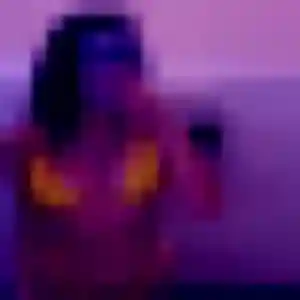 Nadia, 25 ans, connectée à Cappel pour une rencontre coquine