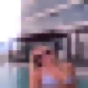 Gnilane (23 ans) à Cast cherche une rencontre aujourd'hui