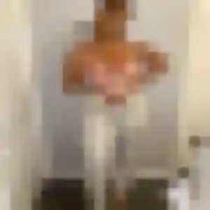 Profil de Adwoa à Castagniers (28 ans) - plan cul discret
