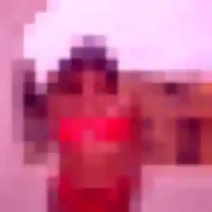 Adja, 45 ans, en ligne à Chailly-en-Gâtinais pour une rencontre coquine