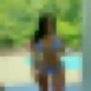 Charmante Yolande, 33 ans à Chamarandes-Choignes - voir sa photo